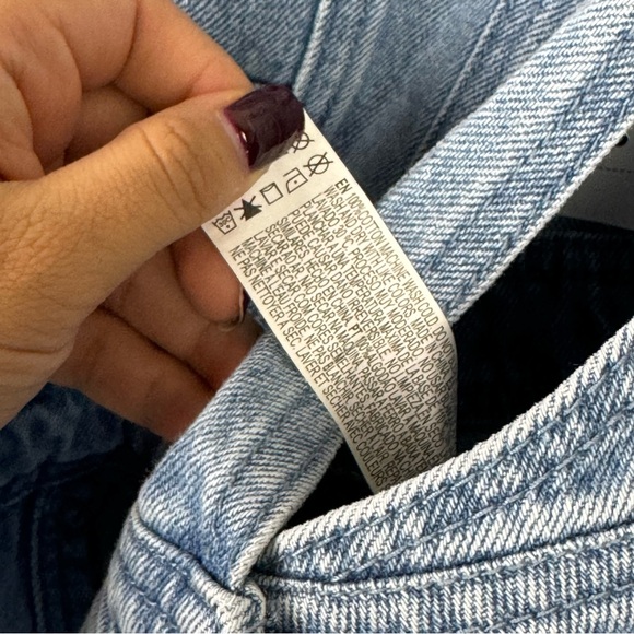 NWT Forever 21 Medium Light Wash Straight Leg Denim Jean Overalls Size Small - Picture 9 of 10